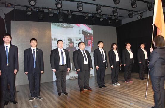 數(shù)碼廣場團(tuán)隊(duì)承諾誓師.jpg 數(shù)碼廣場團(tuán)隊(duì)承諾誓師.jpg