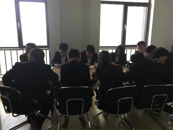 遼聯電商沈陽分公司員工學習企業文化精神.jpg 遼聯電商沈陽分公司員工學習企業文化精神.jpg