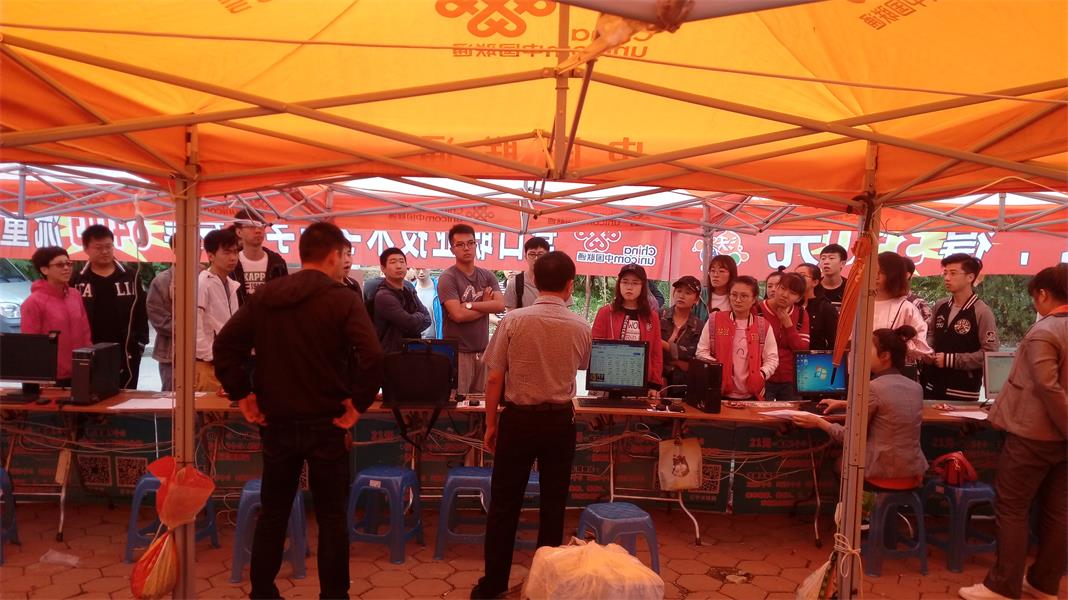 活動開始現場動員.jpg 活動開始現場動員.jpg