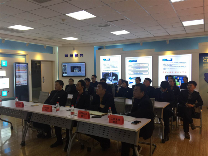 比賽現(xiàn)場.png 比賽現(xiàn)場.png