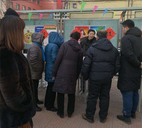 居民踴躍購買年貨.jpg 居民踴躍購買年貨.jpg