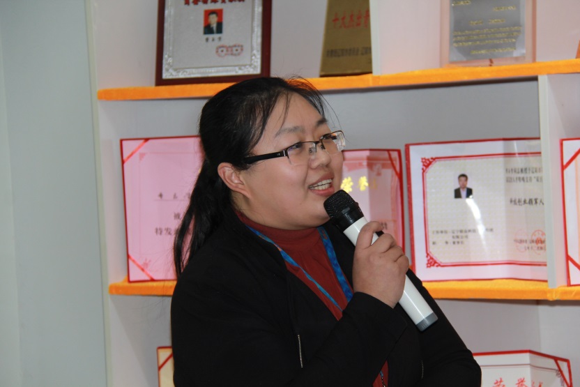 遼聯(lián)服務(wù)外包公司人力資源總監(jiān)競聘者——柏苓.jpg 遼聯(lián)服務(wù)外包公司人力資源總監(jiān)競聘者——柏苓.jpg