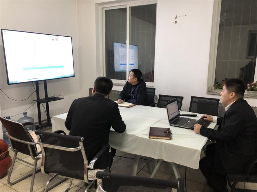 運營經理曹健帶領財源大數據事業部研討.jpg 運營經理曹健帶領財源大數據事業部研討.jpg