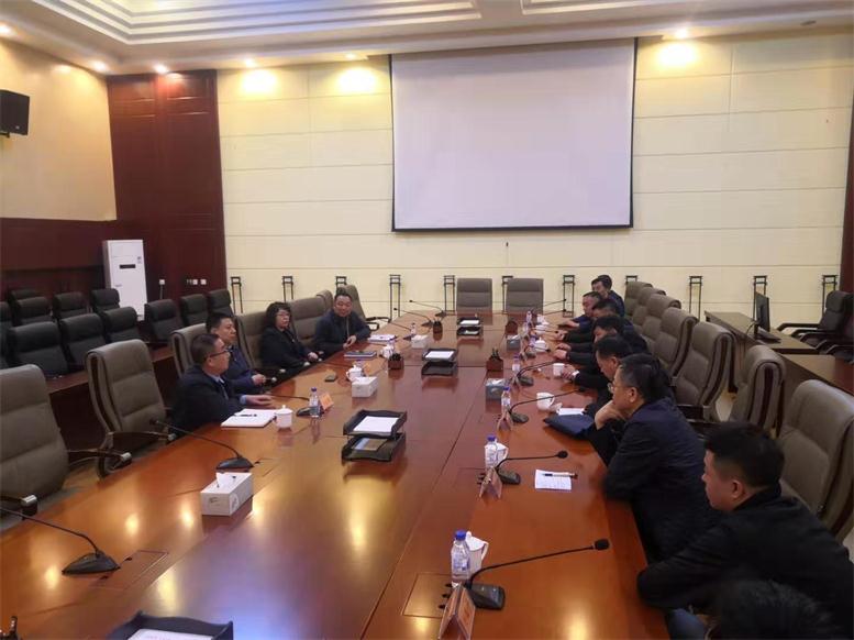 王學民區(qū)長一行到沈陽市皇姑區(qū)政府實地考察財源大數(shù)據(jù)項目.jpg 王學民區(qū)長一行到沈陽市皇姑區(qū)政府實地考察財源大數(shù)據(jù)項目.jpg