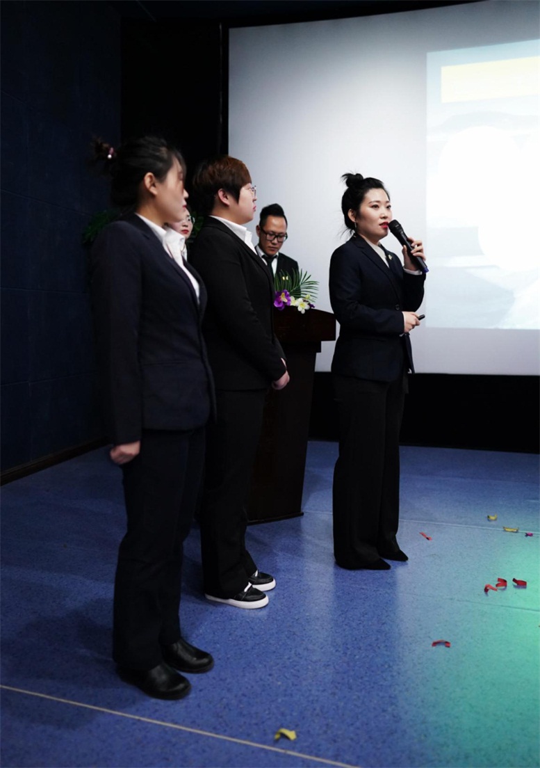 集成政采事業(yè)部誓師.jpg 集成政采事業(yè)部誓師.jpg