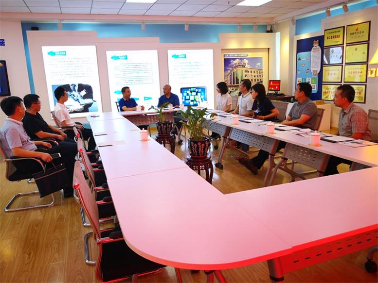 遼寧省省委統戰部副部長張興奎一行3.jpg 遼寧省省委統戰部副部長張興奎一行3.jpg