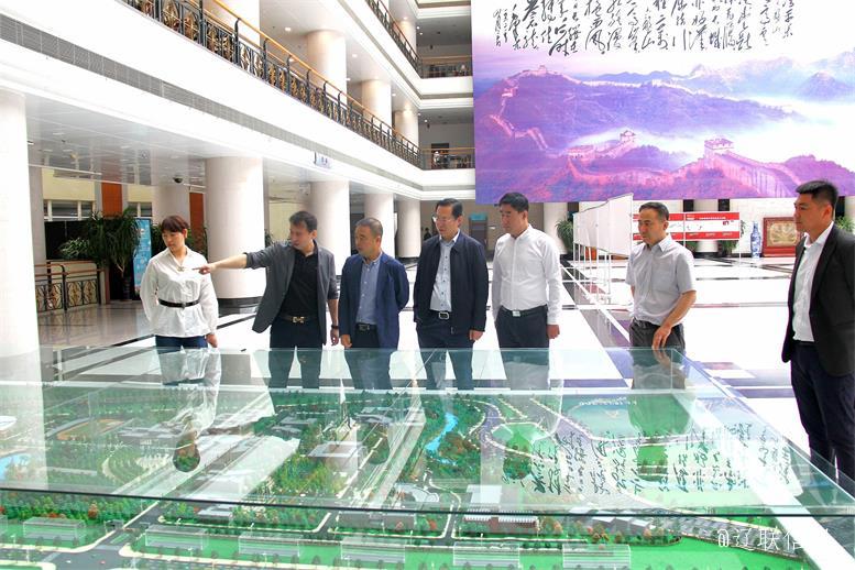 遼聯(lián)信息與沈陽理工大學(xué)簽署戰(zhàn)略合作協(xié)議2.jpg 遼聯(lián)信息與沈陽理工大學(xué)簽署戰(zhàn)略合作協(xié)議2.jpg